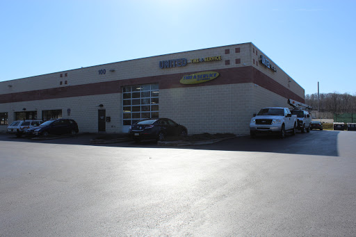 Auto Repair Shop «United Tire & Service of Downingtown», reviews and photos, 100 Robbins Rd, Downingtown, PA 19335, USA