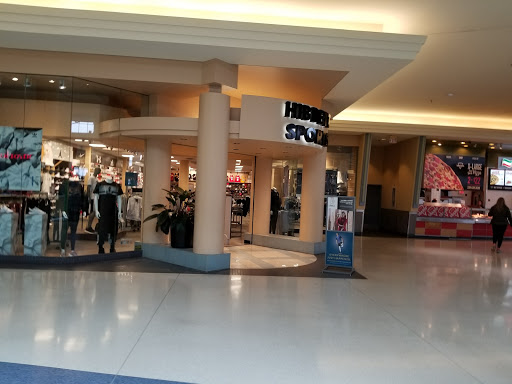 Shopping Mall «Chapel Hill Mall», reviews and photos, 2000 Brittain Rd, Akron, OH 44310, USA