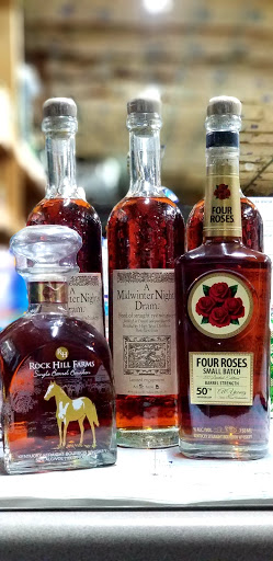 Liquor Store «Decatur Wine & Spirits», reviews and photos, 1789 Lawrenceville Hwy, Decatur, GA 30033, USA