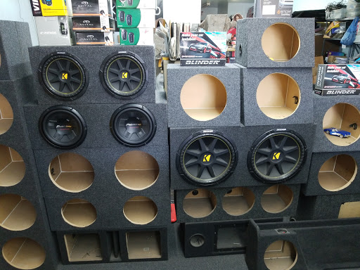 Electronics Store «Safe and Sound Mobile Electronics», reviews and photos, 317 W 79th St, Chicago, IL 60620, USA