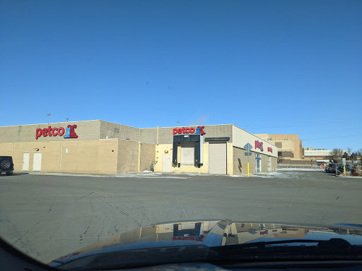 Petco Animal Supplies, 525 S 5th St, Bismarck, ND 58504, USA, 