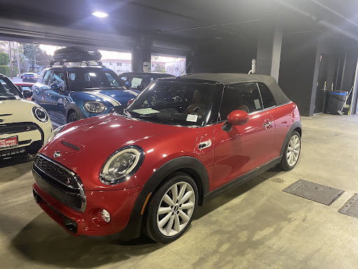 MINI at Universal City image