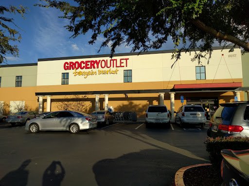 Grocery Store «Grocery Outlet Bargain Market», reviews and photos, 8517 Bond Rd, Elk Grove, CA 95624, USA