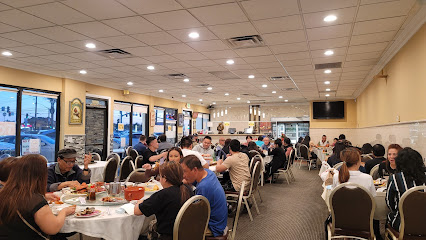 Tan Cang Newport Seafood - 4411 W 1st St, Santa Ana, CA 92703