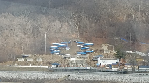 Water Park «Raging Rivers WaterPark», reviews and photos, 100 Palisades Pkwy, Grafton, IL 62037, USA