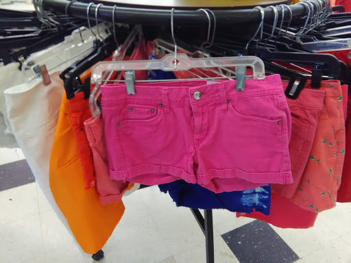 Thrift Store «The Salvation Army Family Store & Donation Center», reviews and photos