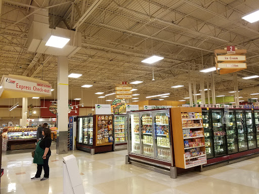 Grocery Store «Fred Meyer», reviews and photos, 365 Renton Center Way SW, Renton, WA 98057, USA