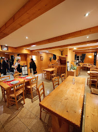 Atmosphère du Restaurant français Auberge des Jonquilles à La Bresse - n°1