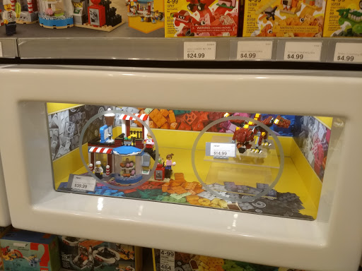 Shopping Mall «Bridgewater Commons», reviews and photos, 400 Commons Way, Bridgewater, NJ 08807, USA