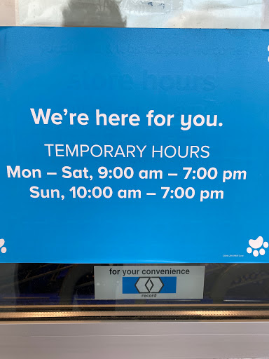 Pet Supply Store «PetSmart», reviews and photos, 2 Bourne Bridge Approach #2, Bourne, MA 02532, USA