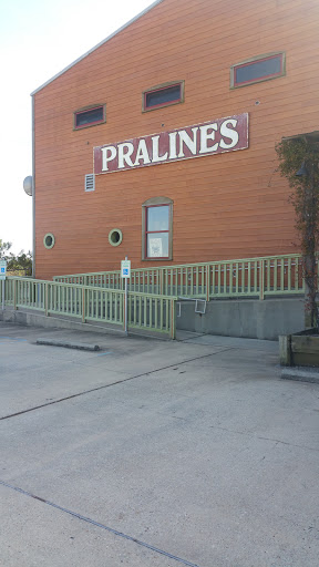 General Store «Bayou Country Store», reviews and photos, 1101 E Howze Beach Rd, Slidell, LA 70461, USA