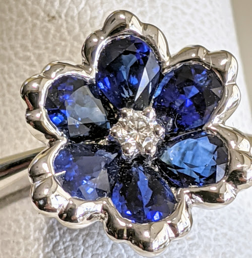 Jeweler «Yarnal Jewelers», reviews and photos, 4029 E Castro Valley Blvd, Castro Valley, CA 94552, USA