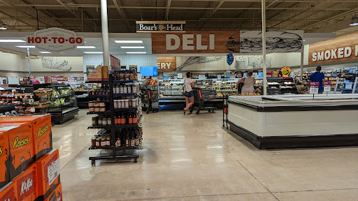 Grocery Store «Schnucks», reviews and photos, 2030 Dorsett Rd, Maryland Heights, MO 63043, USA