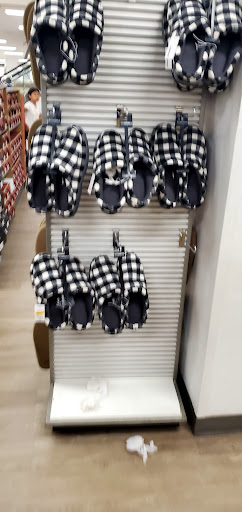 Clothing Store «V.I.M.», reviews and photos, 37-25 Junction Blvd, Corona, NY 11368, USA