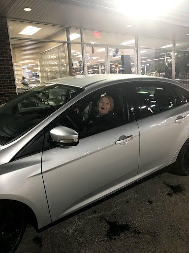 Ford Dealer «Arlington Heights Ford», reviews and photos, 801 W Dundee Rd, Arlington Heights, IL 60004, USA