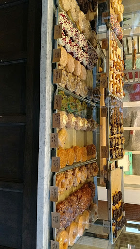 Donut Shop «Firecakes Donuts», reviews and photos, 2453 N Clark St, Chicago, IL 60657, USA