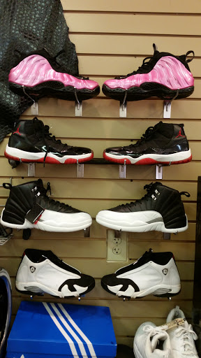 Shopping Mall «Gwinnett Place Mall», reviews and photos, 2100 Pleasant Hill Rd, Duluth, GA 30096, USA