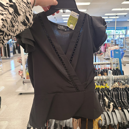 Clothing Store «Ross Dress for Less», reviews and photos, 5635 Woodruff Ave, Lakewood, CA 90713, USA