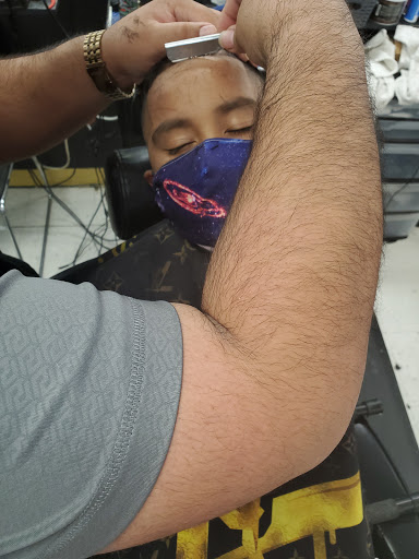 Barber Shop «Moe Cutz», reviews and photos, 1514 S 77 Sunshine Strip #8, Harlingen, TX 78550, USA