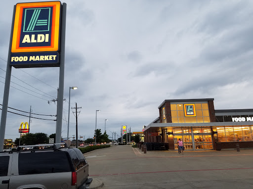 Supermarket «ALDI», reviews and photos, 1585 W Main St, Lewisville, TX 75067, USA