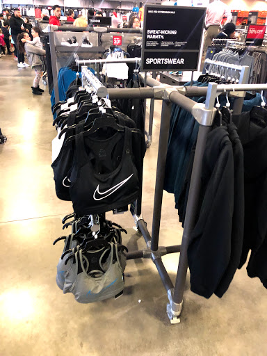Sporting Goods Store «Nike Factory Store», reviews and photos, 20 Killingworth Tpke #155, Clinton, CT 06413, USA
