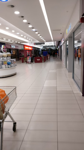 Comments and reviews of Cameron Toll Shopping Centre