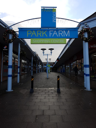 parkfarmshoppingcentre.co.uk