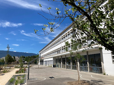 École élémentaire Chantemerle 509 Chem. de Chantemerle, 73000 Chambéry, France