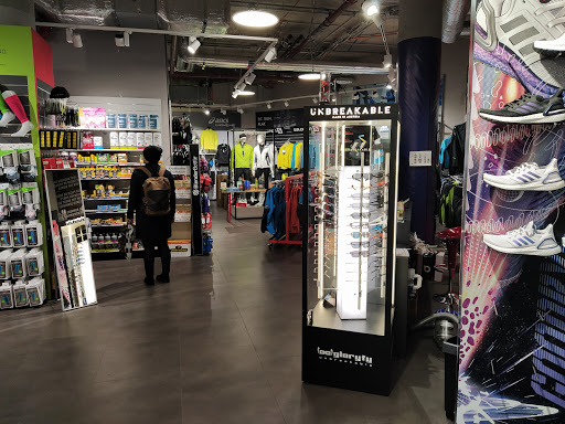 WEMOVE Runningstore Wien Mitte - THE MALL