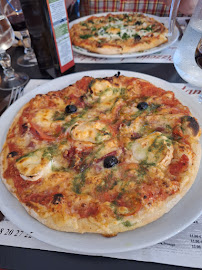 Pizza du Pizzeria Les Platanes à Quillan - n°17