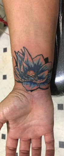 Explore hawaii tattoo ideas, creative tattoo ideas in Evansville, available at Ink Therapy 101