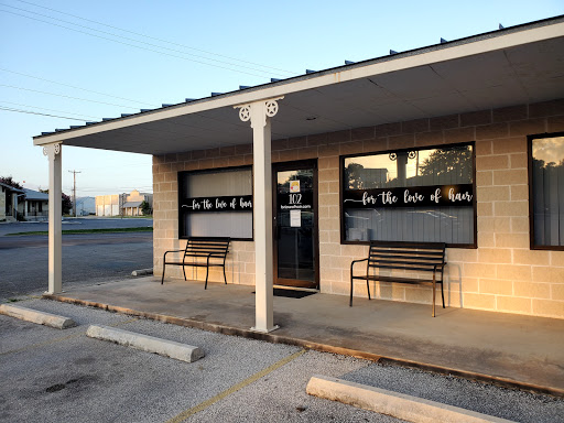 Beauty Salon «Tangles Hair Salon», reviews and photos, 2376 Bulverde Rd, Bulverde, TX 78163, USA