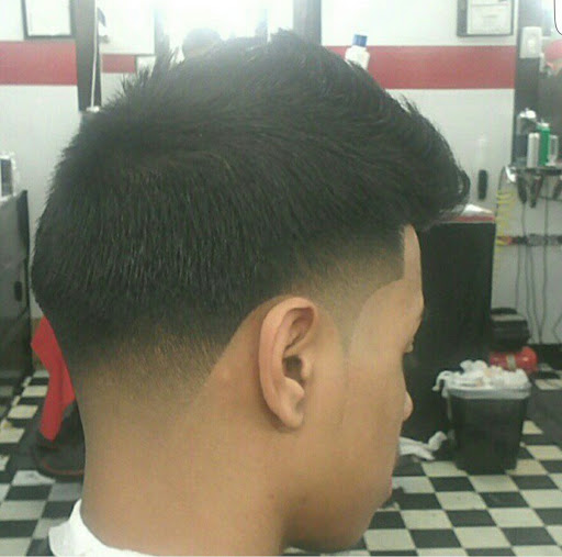 Barber Shop «Razor Sharp Cutz - Valley Hi», reviews and photos, 410 Valley Hi Dr #102, San Antonio, TX 78227, USA