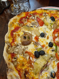 Pizza du Pizzeria Pizza Capri à Versailles - n°16