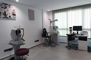 Centre NOUR d'Ophtalmologie, Dr. NAJIM Mohammed image
