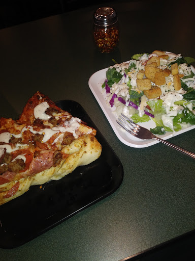 Round Table Pizza image