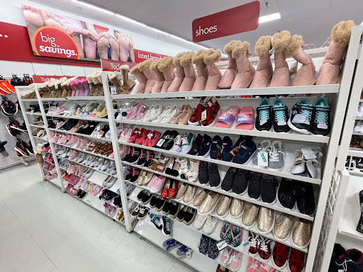 Department Store «Bealls Outlet», reviews and photos, 2710 Tamiami Trail E, Naples, FL 34112, USA