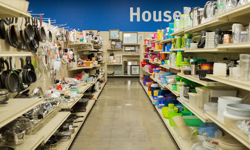 Thrift Store «Volunteers of America Thrift Store», reviews and photos, 1135 N Belsay Rd, Burton, MI 48509, USA