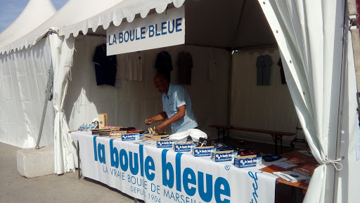 La Boule Bleue