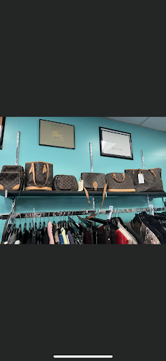 Consignment Shop «Blackbirds Consignment Shop», reviews and photos, 1800 Mineral Spring Ave, North Providence, RI 02904, USA