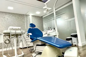 AVALE Odontologia image