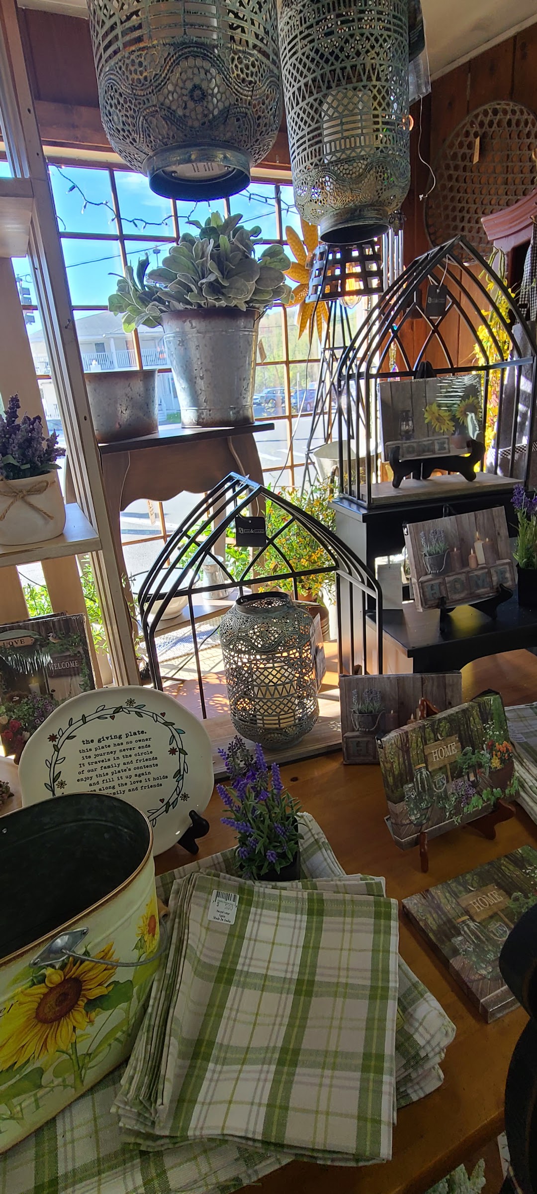 Country Colonial Shop