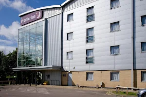 Premier Inn Watford Central hotel image