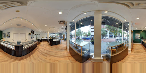 Jewelry Store «Oak Park Jewelers», reviews and photos, 101 S Marion St, Oak Park, IL 60302, USA