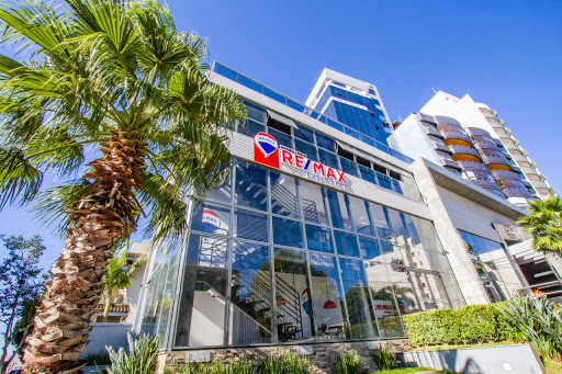 Logo da empresa - RE/MAX Experience