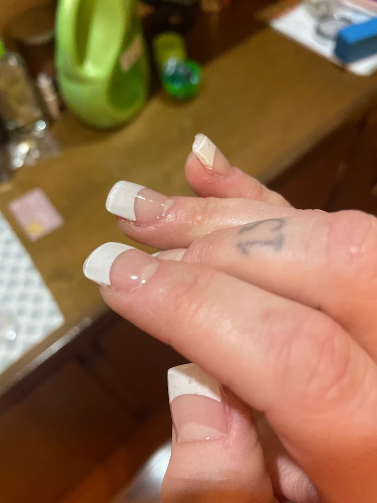 Nails Studios 32305