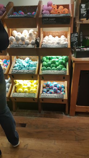 Cosmetics Store «Lush Cosmetics», reviews and photos, 4400 Ashford Dunwoody Rd #1360, Atlanta, GA 30346, USA