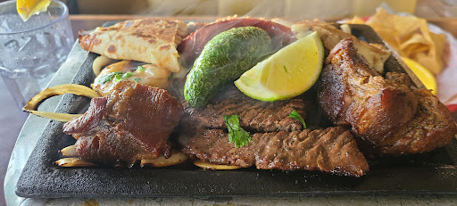 Mexican Restaurant «Los Cucos Mexican Restaurant», reviews and photos, 920 I-10, Seguin, TX 78155, USA