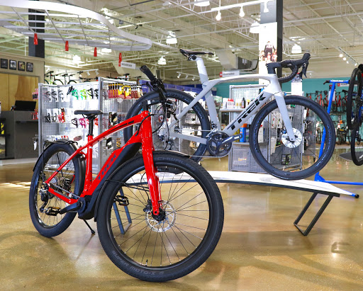 Bicycle Store «Trek Bicycle Store of Naples», reviews and photos, 9051 Tamiami Trail N, Naples, FL 34108, USA
