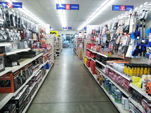 Hardware Store «Harbor Freight Tools», reviews and photos, 6205 Corson Ave S, Seattle, WA 98108, USA